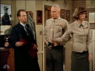 MAJOR_DAD_-_E4X15_COME_RAIN_OR_COME_SHINE_084.jpg