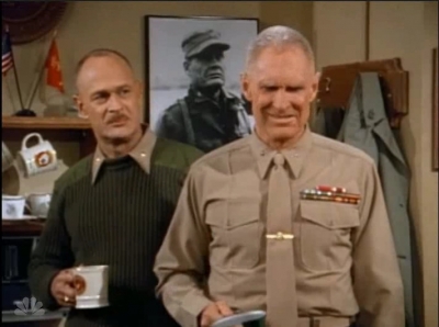 MAJOR_DAD_-_E4X15_COME_RAIN_OR_COME_SHINE_108.jpg