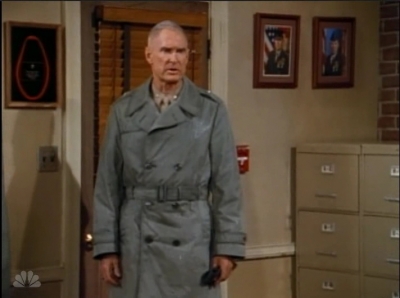 MAJOR_DAD_-_E4X15_COME_RAIN_OR_COME_SHINE_158.jpg