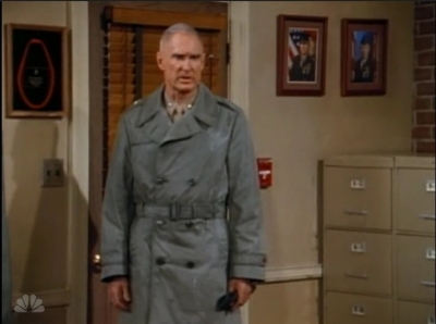 MAJOR_DAD_-_E4X15_COME_RAIN_OR_COME_SHINE_159.jpg