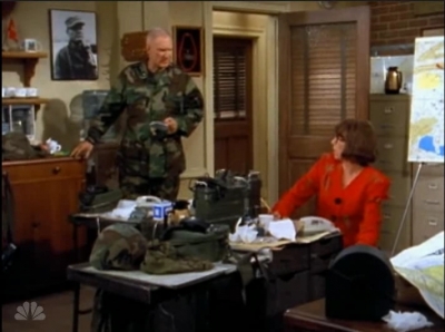 MAJOR_DAD_-_E4X15_COME_RAIN_OR_COME_SHINE_311.jpg