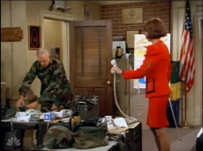 MAJOR_DAD_-_E4X15_COME_RAIN_OR_COME_SHINE_338.jpg