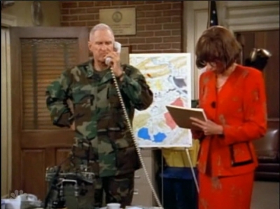 MAJOR_DAD_-_E4X15_COME_RAIN_OR_COME_SHINE_363.jpg