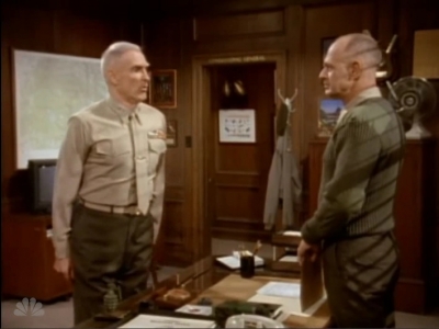 MAJOR_DAD_-_E4X18_THE_SMELL_OF_GREASE_PAINT_074.jpg