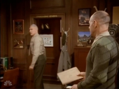 MAJOR_DAD_-_E4X18_THE_SMELL_OF_GREASE_PAINT_083.jpg