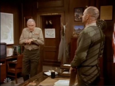 MAJOR_DAD_-_E4X18_THE_SMELL_OF_GREASE_PAINT_115.jpg