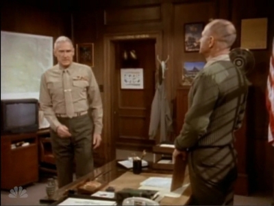 MAJOR_DAD_-_E4X18_THE_SMELL_OF_GREASE_PAINT_117.jpg