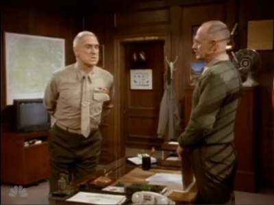 MAJOR_DAD_-_E4X18_THE_SMELL_OF_GREASE_PAINT_157.jpg