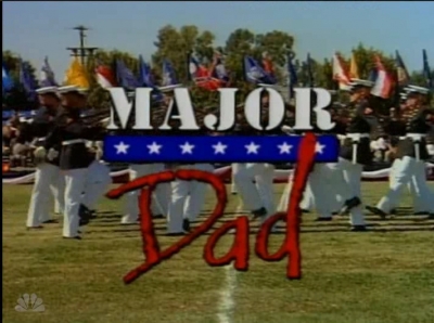 MAJOR_DAD_-_E4X19_GUNNY_GETS_ROBBED_001.jpg