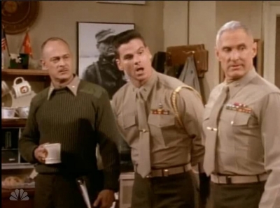 MAJOR_DAD_-_E4X19_GUNNY_GETS_ROBBED_039.jpg
