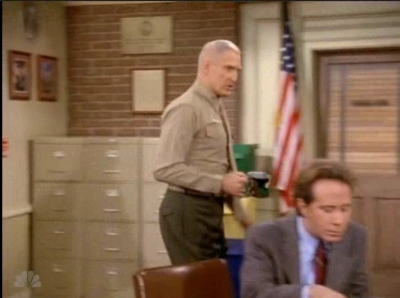 MAJOR_DAD_-_E4X19_GUNNY_GETS_ROBBED_128.jpg