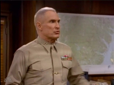 MAJOR_DAD_-_E4X19_GUNNY_GETS_ROBBED_209.jpg