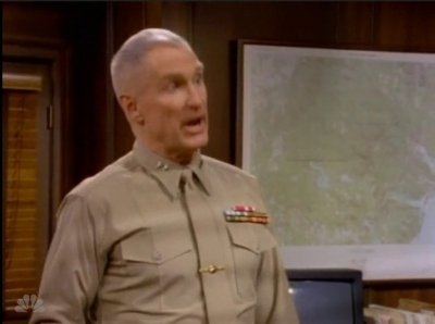 MAJOR_DAD_-_E4X19_GUNNY_GETS_ROBBED_219.jpg