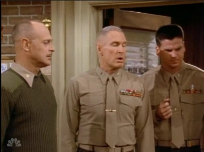 MAJOR_DAD_-_E4X19_GUNNY_GETS_ROBBED_244.jpg