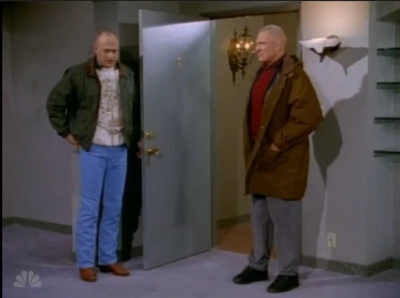 MAJOR_DAD_-_E4X19_GUNNY_GETS_ROBBED_252.jpg