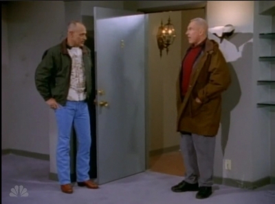 MAJOR_DAD_-_E4X19_GUNNY_GETS_ROBBED_254.jpg