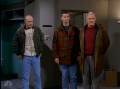 MAJOR_DAD_-_E4X19_GUNNY_GETS_ROBBED_271.jpg