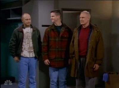 MAJOR_DAD_-_E4X19_GUNNY_GETS_ROBBED_280.jpg