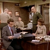 MAJOR_DAD_-_E4X19_GUNNY_GETS_ROBBED_168.jpg