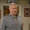 MAJOR_DAD_-_E4X19_GUNNY_GETS_ROBBED_186.jpg