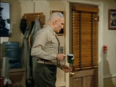 MAJOR_DAD_-_E4X20_CONDUCT_UNBECOMING_014.jpg
