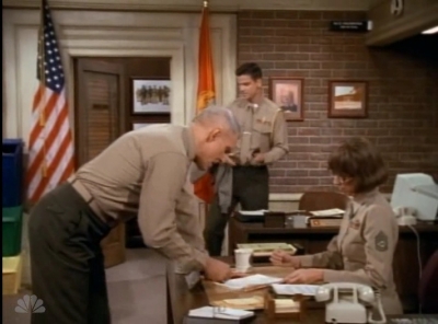MAJOR_DAD_-_E4X21_OOPS_A_DAISY_164.jpg