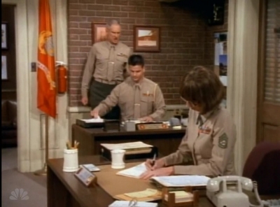 MAJOR_DAD_-_E4X21_OOPS_A_DAISY_214.jpg