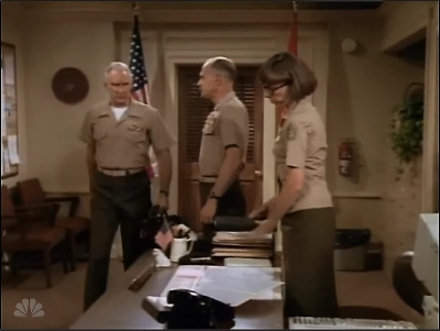 MAJOR_DAD_-_E2X01_SAFE_AT_FIRST_BASE_007.jpg