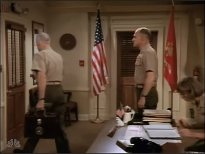MAJOR_DAD_-_E2X01_SAFE_AT_FIRST_BASE_022.jpg