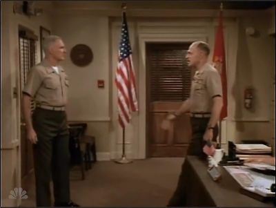 MAJOR_DAD_-_E2X01_SAFE_AT_FIRST_BASE_029.jpg