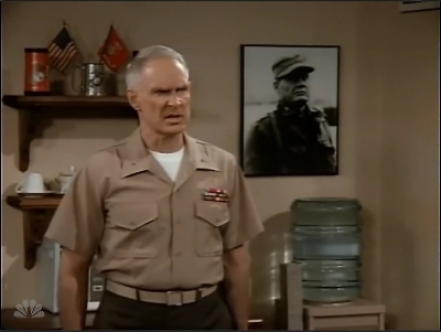 MAJOR_DAD_-_E2X01_SAFE_AT_FIRST_BASE_066.jpg