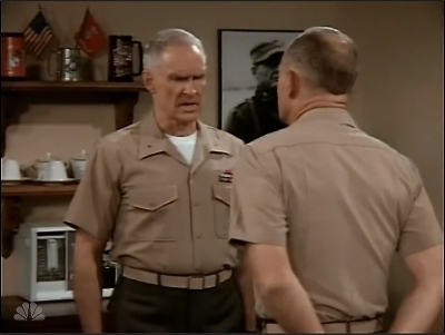 MAJOR_DAD_-_E2X01_SAFE_AT_FIRST_BASE_072.jpg