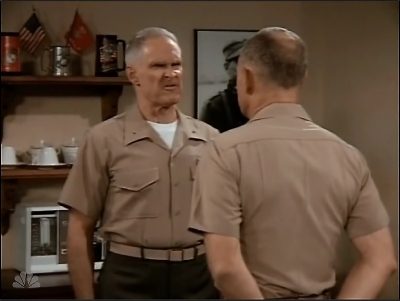 MAJOR_DAD_-_E2X01_SAFE_AT_FIRST_BASE_077.jpg