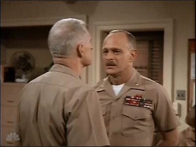 MAJOR_DAD_-_E2X01_SAFE_AT_FIRST_BASE_085.jpg