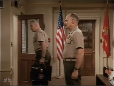 MAJOR_DAD_-_E2X01_SAFE_AT_FIRST_BASE_116.jpg