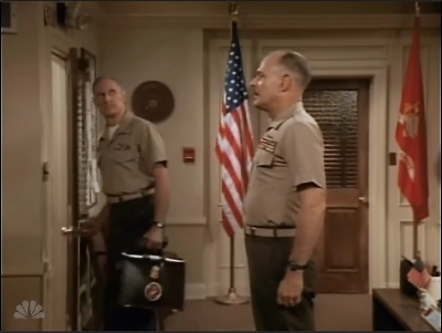 MAJOR_DAD_-_E2X01_SAFE_AT_FIRST_BASE_118.jpg
