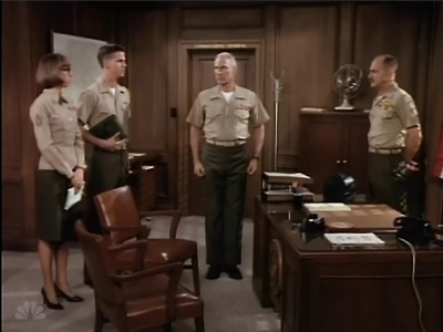 MAJOR_DAD_-_E2X02_WELCOME_TO_HOLLISTER_047.jpg