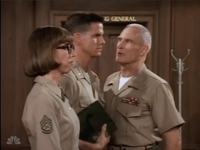 MAJOR_DAD_-_E2X02_WELCOME_TO_HOLLISTER_078.jpg