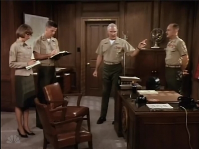 MAJOR_DAD_-_E2X02_WELCOME_TO_HOLLISTER_144.jpg