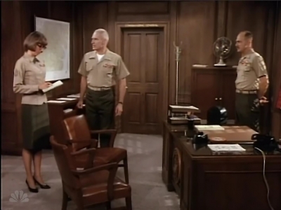 MAJOR_DAD_-_E2X02_WELCOME_TO_HOLLISTER_180.jpg