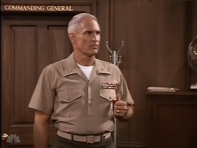 MAJOR_DAD_-_E2X02_WELCOME_TO_HOLLISTER_217.jpg
