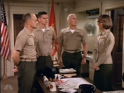 MAJOR_DAD_-_E2X02_WELCOME_TO_HOLLISTER_274.jpg