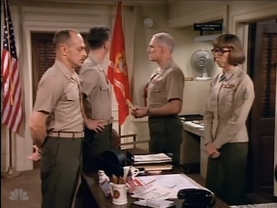 MAJOR_DAD_-_E2X02_WELCOME_TO_HOLLISTER_285.jpg