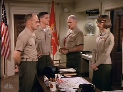 MAJOR_DAD_-_E2X02_WELCOME_TO_HOLLISTER_287.jpg
