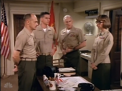 MAJOR_DAD_-_E2X02_WELCOME_TO_HOLLISTER_288.jpg