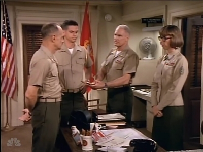 MAJOR_DAD_-_E2X02_WELCOME_TO_HOLLISTER_294.jpg