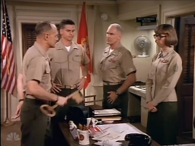 MAJOR_DAD_-_E2X02_WELCOME_TO_HOLLISTER_297.jpg