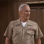 MAJOR_DAD_-_E2X02_WELCOME_TO_HOLLISTER_014.jpg