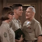 MAJOR_DAD_-_E2X02_WELCOME_TO_HOLLISTER_057.jpg