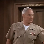 MAJOR_DAD_-_E2X02_WELCOME_TO_HOLLISTER_109.jpg